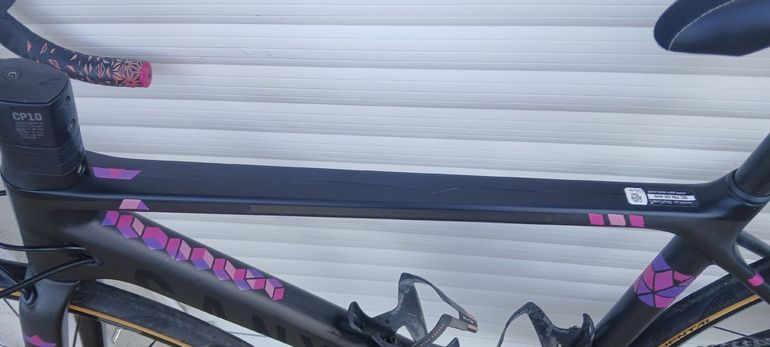 Used Canyon Ultimate WMN CF SL Disc 7.0 2019 2019 Road & Gravel, Black — image 17 of 31