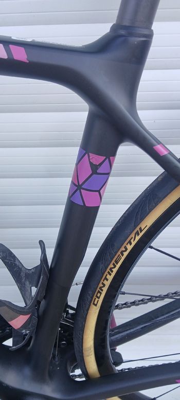 Used Canyon Ultimate WMN CF SL Disc 7.0 2019 2019 Road & Gravel, Black — image 19 of 31