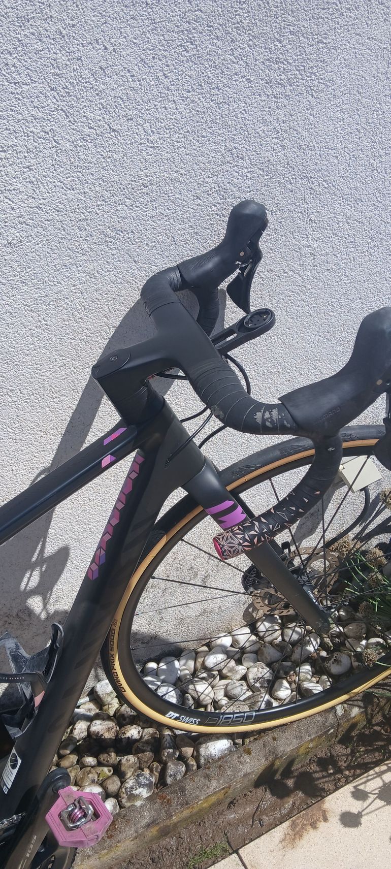 Tweedehands Canyon Ultimate WMN CF SL Disc 7.0 2019 2019 Road & Gravel — afbeelding 9 van 10