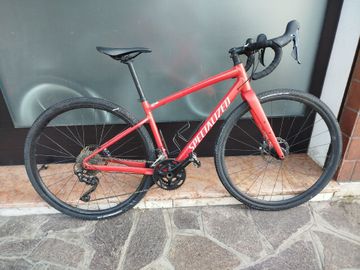 Specialized Diverge Elite E5 2023 2023 Road & Gravel de segunda mano, Rojo — imagen 1 de 8