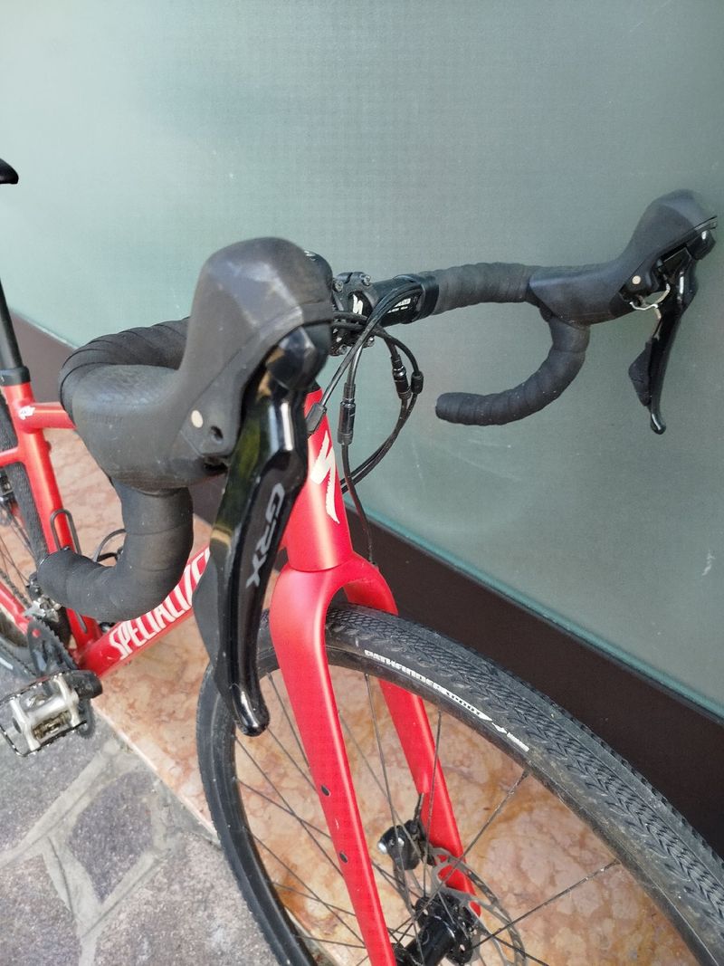 Specialized Diverge Elite E5 2023 2023 Road & Gravel de segunda mano, Rojo — imagen 5 de 8