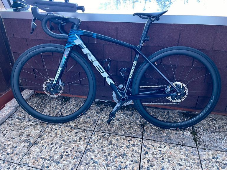 Used Trek Émonda SLR 7 eTap 2021 2021 Road & Gravel, Blue — image 2 of 6