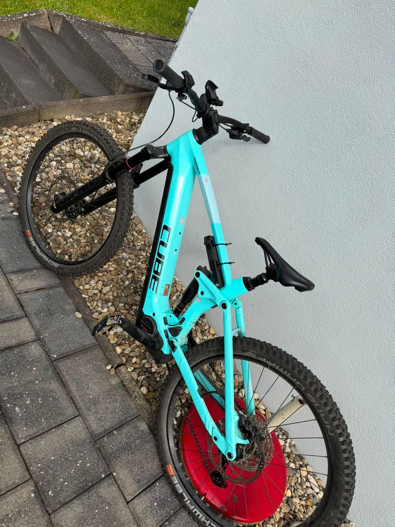 CUBE STEREO HYBRID 160 HPC, RACE 750 27.5 2023 2023 Mountainbike d'occasion — image 1 sur 3