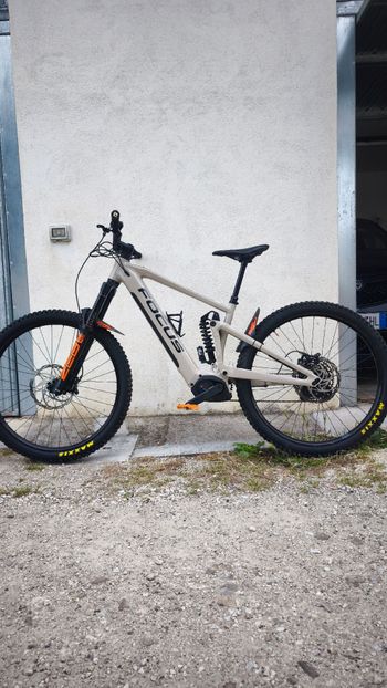 Used Focus SAM² 6.8 2022 2022 Mountainbike, Light Gray, 29 — image 2 of 6