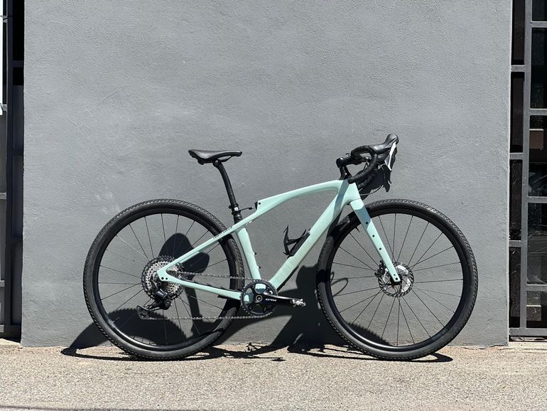 Used Specialized Diverge STR Comp Carbon 2025 Road & Gravel, Blue — image 1 of 8