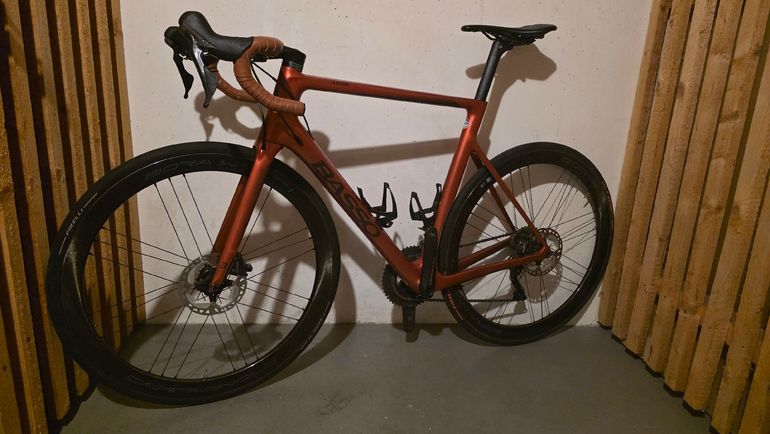 Used Basso Astra Shimano Ultegra 2022 Road & Gravel, Red — image 2 of 7