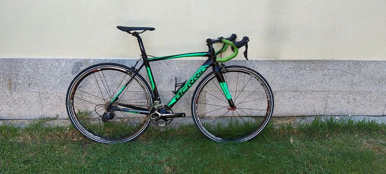 Used Berria BELADOR 7 2020 2020 Road & Gravel, Green — image 1 of 8