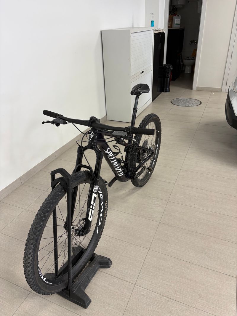 Used Specialized Epic 8 Expert 2026 2026 Mountainbike, Black, 29 — image 6 of 6