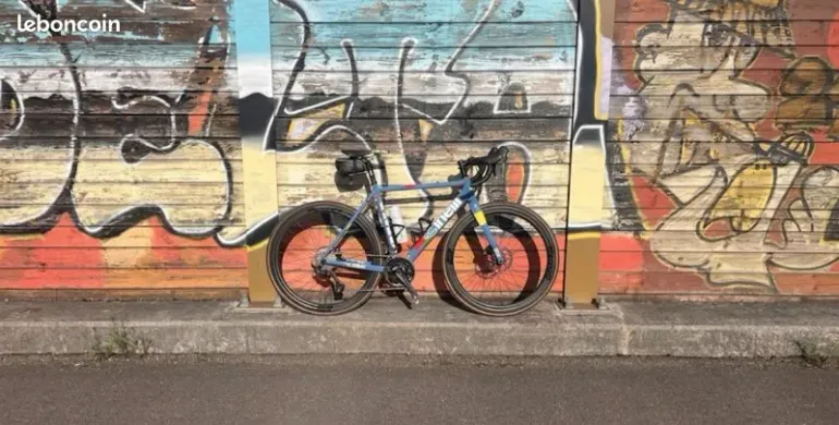 Used Cinelli Zydeco M (54) | Shimano GRX | FFWD Tyro Carbon 2023 Road & Gravel, Blue — image 3 of 13