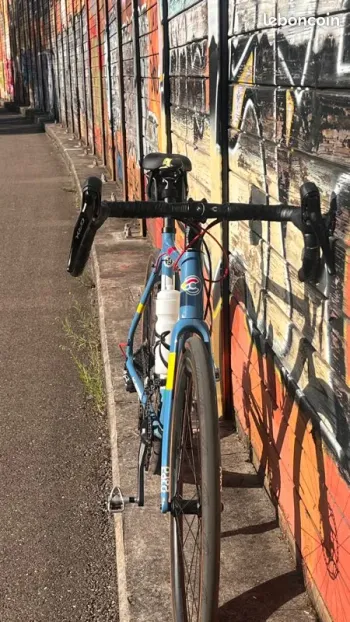 Used Cinelli Zydeco M (54) | Shimano GRX | FFWD Tyro Carbon 2023 Road & Gravel, Blue — image 2 of 13