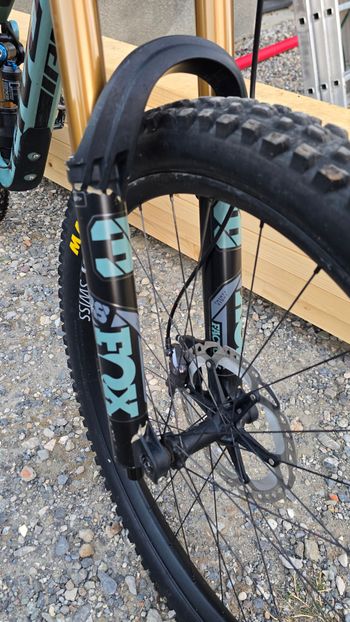 Used Pivot MACH 6 Pro X01 - Air 2022 2022 Mountainbike, Green, 27.5 — image 2 of 8