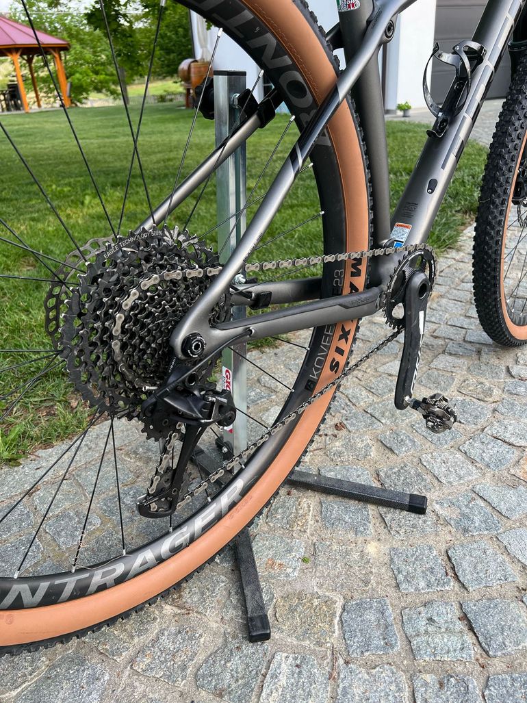 Used Trek Procaliber 9.8 SL 2019 2019 Mountainbike, Light Gray, 27.5, 29 — image 8 of 8