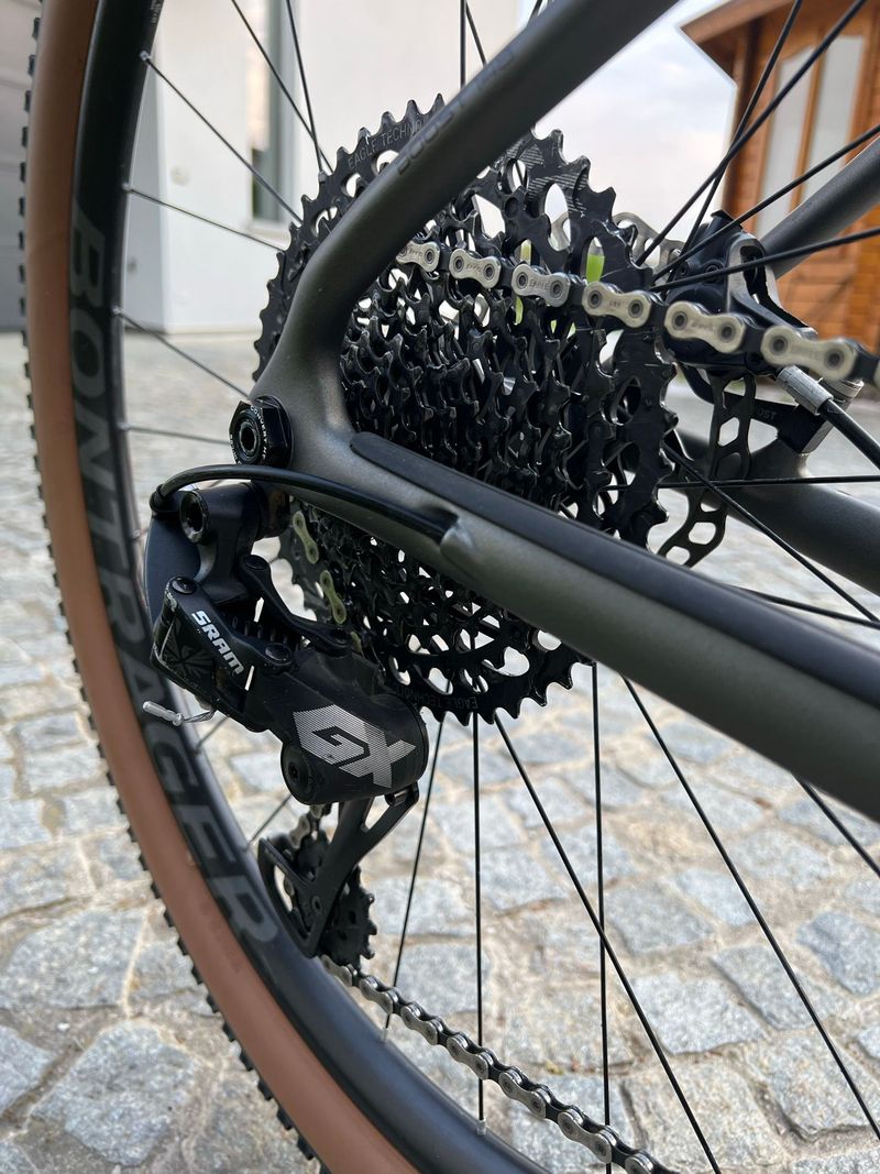 Used Trek Procaliber 9.8 SL 2019 2019 Mountainbike, Light Gray, 27.5, 29 — image 5 of 8