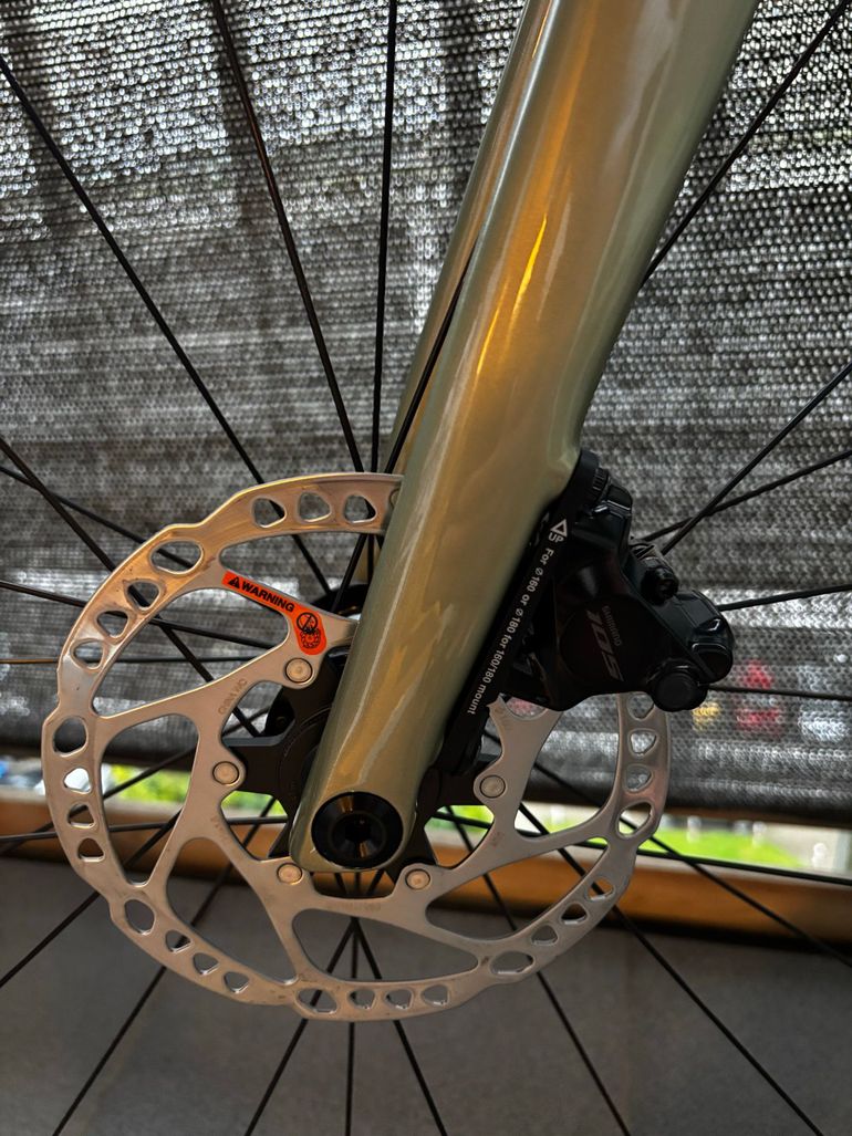 Używany Specialized Tarmac SL7 Comp - Shimano 105 Di2 2025 2025 Road & Gravel — zdjęcie 3 z 4