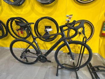 Used Bianchi Infinito 105 DI2 2026 2026 Road & Gravel