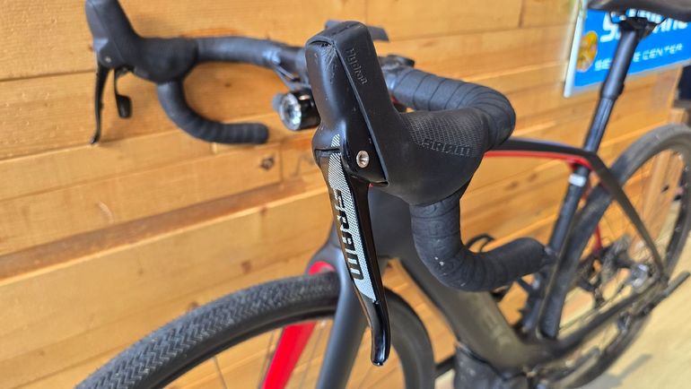 Used Trek Domane+ 2019 2019 Road & Gravel, Light Gray — image 8 of 11