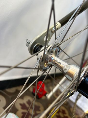 Używany Colnago CARBiTUBO Shimano Dura Ace 1985 Road & Gravel — zdjęcie 15 z 27