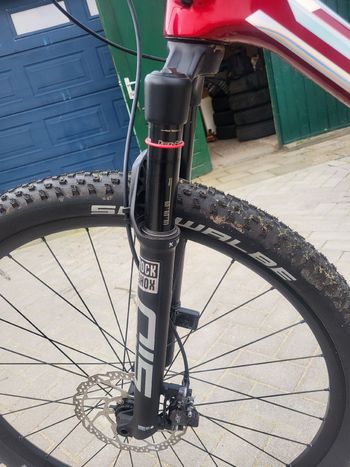 Used Superior Custom Shimano Deore XT 2024 Mountainbike, Red — image 9 of 9