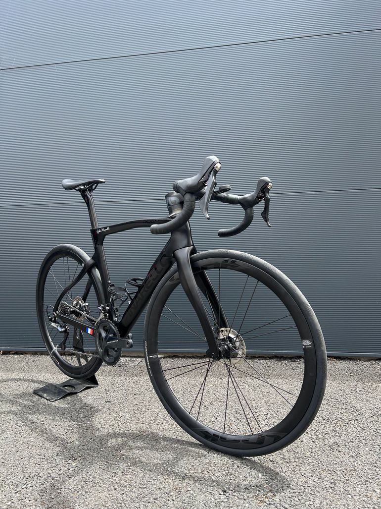 Used Pinarello Dogma F12 Disk Ultegra DEMO Bike 2021 2021 Road & Gravel, Black — image 5 of 5