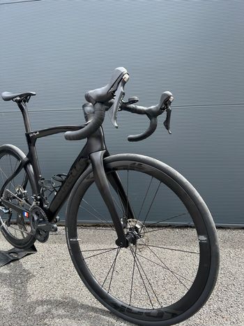 Used Pinarello Dogma F12 Disk Ultegra DEMO Bike 2021 2021 Road & Gravel, Black — image 2 of 5
