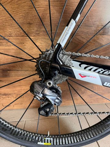 Used Wilier Cento1SR 2017 Road & Gravel, Black — image 8 of 8