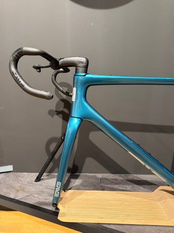 Używany Enve Fray 2025 Frameset 2025 Road & Gravel — zdjęcie 10 z 11