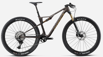 Tweedehands Orbea OIZ M-PRO 2025 2025 Mountainbike — afbeelding 1 van 4