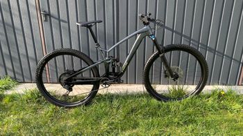Used Trek Fuel EX 8 XT Gen 6 2025 2025 Mountainbike, Black, 27.5, 29 — image 4 of 5