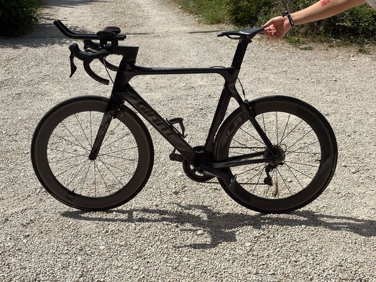 Used Giant Propel Advanced 1 Disc 2019 2019 Road & Gravel, Black — image 2 of 12