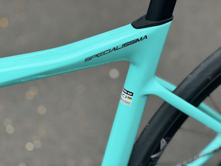 Käytetty Bianchi Specialissima COMP Ultegra Di2 2024 2024 Road & Gravel — kuva 15 / 22