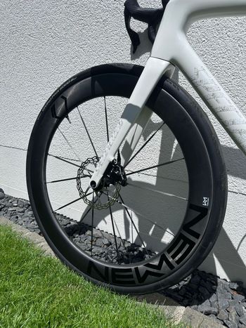 Tweedehands Specialized Tarmac SL8 Pro - SRAM Force eTAP AXS 2025 2025 Road & Gravel — afbeelding 8 van 10