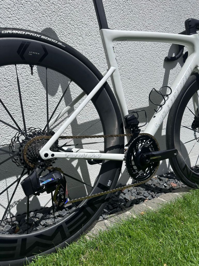 Tweedehands Specialized Tarmac SL8 Pro - SRAM Force eTAP AXS 2025 2025 Road & Gravel — afbeelding 6 van 10