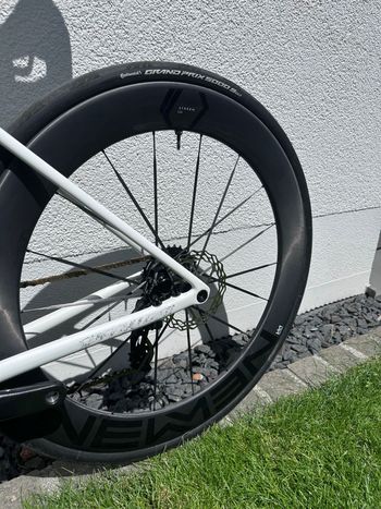 Tweedehands Specialized Tarmac SL8 Pro - SRAM Force eTAP AXS 2025 2025 Road & Gravel — afbeelding 9 van 10