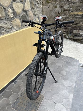 Used Lapierre eZesty AM 9.0 2021 2021 Mountainbike, Light Gray, 27.5 — image 4 of 18