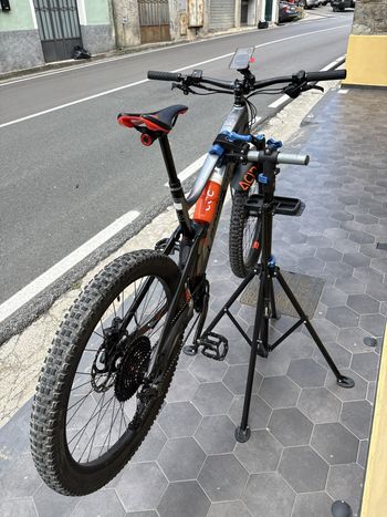 Used Lapierre eZesty AM 9.0 2021 2021 Mountainbike, Light Gray, 27.5 — image 3 of 18