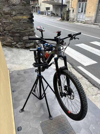 Used Lapierre eZesty AM 9.0 2021 2021 Mountainbike, Light Gray, 27.5 — image 5 of 18