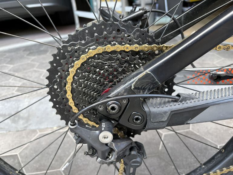 Used Lapierre eZesty AM 9.0 2021 2021 Mountainbike, Light Gray, 27.5 — image 8 of 18