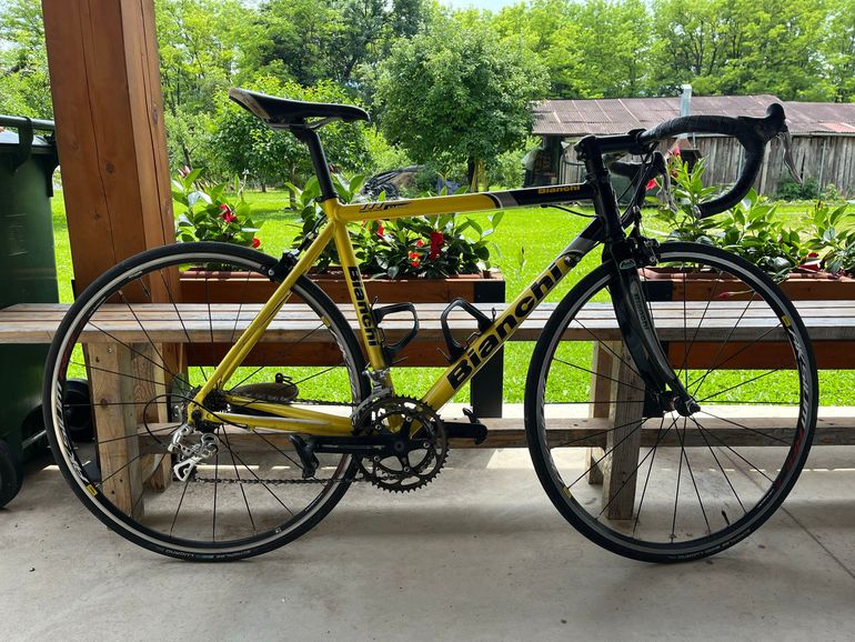 Used Bianchi Custom Campagnolo Veloce 2002 Road & Gravel, Black — image 1 of 7