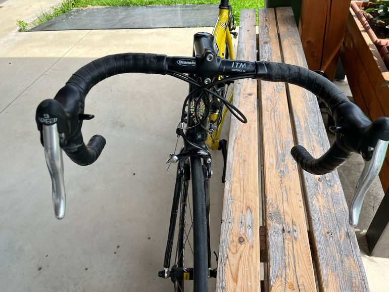 Used Bianchi Custom Campagnolo Veloce 2002 Road & Gravel, Black — image 5 of 7