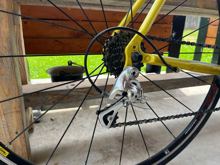 Used Bianchi Custom Campagnolo Veloce 2002 Road & Gravel, Black — image 4 of 7