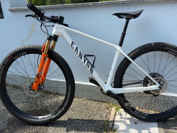 Brugt Canyon Exceed CF SLX MVDP 2024 2024 Mountainbike — billede 2 af 7