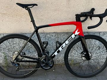 Brugt Trek Émonda SL 6 Disc Pro 2022 2022 Road & Gravel