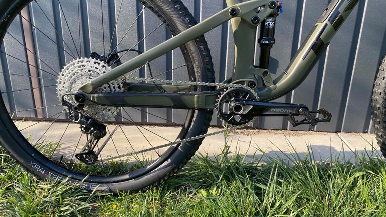 Použité Trek Top Fuel 5 Gen 3 2024 2024 Mountainbike — obrázek 4 z 8