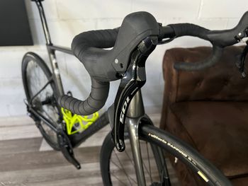 Używany Berria BELADOR ELITE 105 2025 2025 Road & Gravel — zdjęcie 16 z 19