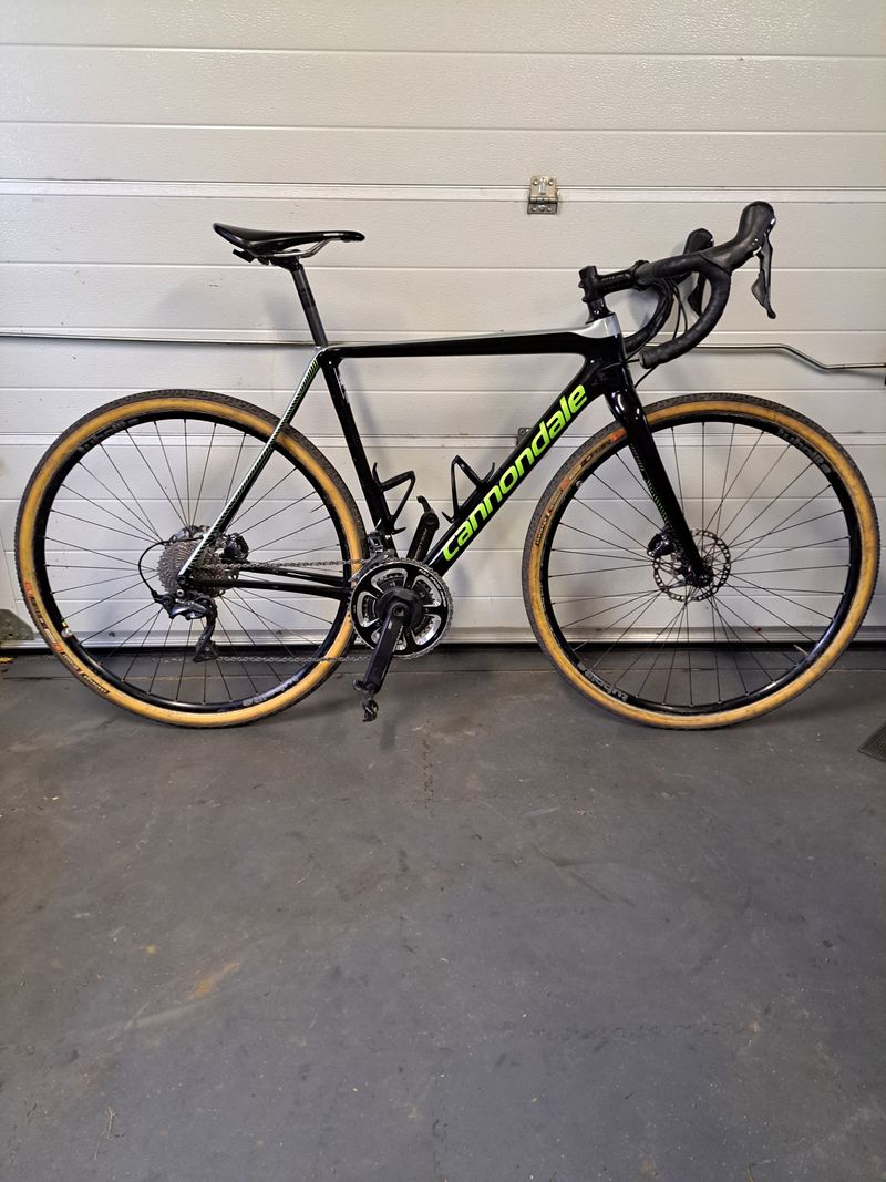 Cannondale SuperX Ultegra 2019 Frameset 2019 Road & Gravel usato, Nero — immagine 3 di 4