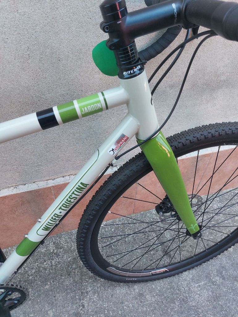 Tweedehands Wilier Jaroon 2023 2023 Road & Gravel — afbeelding 2 van 7