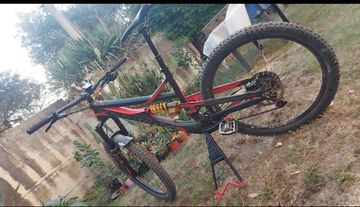 Gebrauchtes Devinci Spartan 2017 Mountainbike, Schwarz, 27, 5 (650B) — Bild 3 von 5