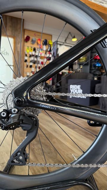 Used Wilier Turbine Shimano 105 Di2 2026 Road & Gravel, Black — image 3 of 9