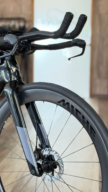 Used Wilier Turbine Shimano 105 Di2 2026 Road & Gravel, Black — image 8 of 9