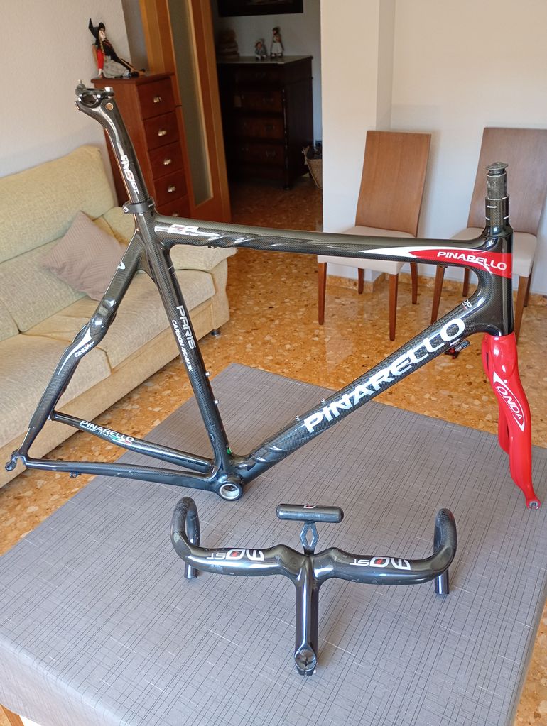 Used Pinarello Paris Carbon 46 HM 3K Frameset 2008 Road & Gravel, Black — image 1 of 11